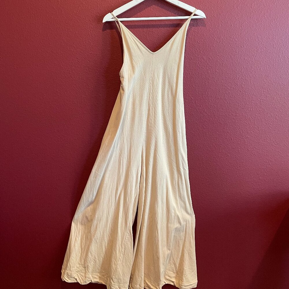 Urban Outfitters Tan Cotton Gauze Jumpsuit; Size S